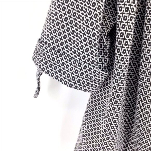 REQUIREMENTS Woman Lightweight Geometric Print Button down Jacket Size 2X - Picture 2 of 14